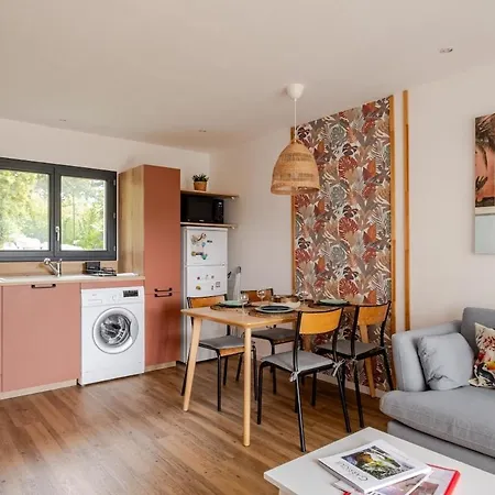 Apartament Casita D Escattes, Calme, Special Famille Nîmes